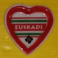 Fève Perso  - Tradition Basque 2019 - Plat Forme Coeur - Euskadi - Regiones