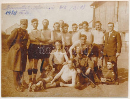 * 1929 Banatul Temesvár Focicsapat, Labdarúgók: Cpt. Bentea, Carte, Ciolac, Nic. Kovács Tulbure, Czakó, II. Czakó, Chird - Sin Clasificación