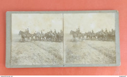 PHOTO STÉRÉO HOMMES. GRANDES MANŒUVRES CHEVAUX MILITAIRES - Stereoscopic