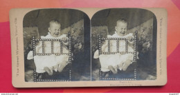 BEBE QUI PLEURE - Stereoscopes - Side-by-side Viewers