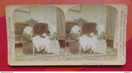 MISE EN SCÈNE 2 ENFANTS JOUANT À PRENDRE LE THÉ - Stereoscopes - Side-by-side Viewers