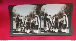 STÉRÉO GROUPE DE FEMMES DU PAYS  SOFIA BULGARIE H.C. WHITE CO USA 1903 - Fotos Estereoscópicas