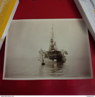 PHOTO BATEAU DE GUERRE LIEU A IDENTIFIER - Barcos