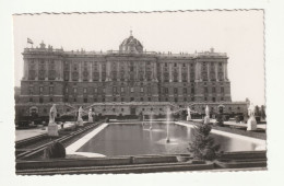 Espagne . Madrid . Palacio Y Nuevos Jardines - Madrid