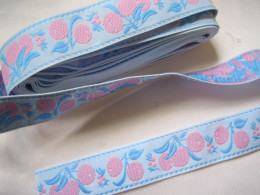 Ruban Galon Bleu Pastel, Motif "fruits Roses" - Long : 2m95 - Encajes Y Tejidos