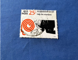 India 1974 Michel 614 Hilfe Für Behinderte Kinder - Usados