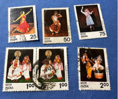 India 1975 Michel 646-49, 651 Indische Tänze - Used Stamps