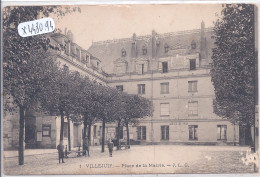 VILLEJUIF- PLACE DE LA MAIRIE- USAGEE - Villejuif