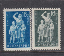 Bulgaria 1953 - Journee Internationale De La Femme, YT 748/49, Neufs** - Ungebraucht