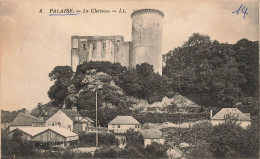 FRANCE - Falaise - Vue Sur Le Château - LL - Carte Postale Ancienne - Falaise