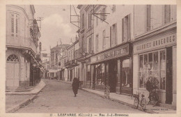 LESPARRE MEDOC RUE J.J. ROUSSEAU TBE - Lesparre Medoc