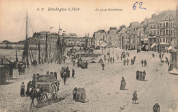 FRANCE - Boulogne Sur Mer - Vue Sur Le Quai Gambetta - Animé - Carte Postale Ancienne - Boulogne Sur Mer