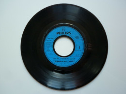 Johnny Hallyday 45Tours Juke Box Promo Vinyle Tant Pis... C'est La Vie / Les Filles Du Paradis - Other - French Music