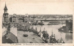 BELGIQUE - Ostende - Les Bassins Et La Gare Maritime - Carte Postale Ancienne - Oostende