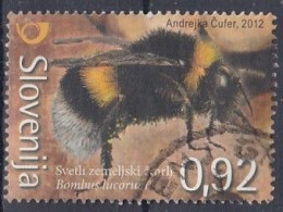 SLOVENIA 969,used,falc Hinged - Bienen