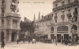 FRANCE - Vichy - Vue Sur La Place Victor Hugo - Animé - Carte Postale Ancienne - Vichy