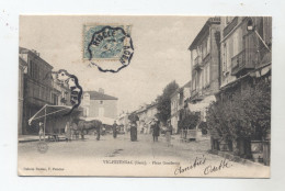 32 - VIC FEZENSAC - Place Gambetta Animée En 1900-04 - Métier Itinérant Maréchal-ferrant- - Vic-Fezensac