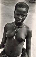 CONGO BELGE - Mweka - Jeune Fille Bakete - Bijoux - Collier - Carte Postale - Belgisch-Congo