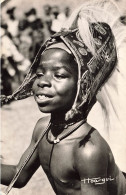 AFRIQUE NOIRE - Petite Danseuse Acrobatique - Chapeau Traditionnel - Carte Postale - Non Classés