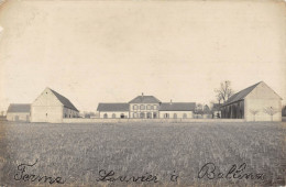 CPA 27 CARTE PHOTO D'UNE FERME DE L'EURE  Ferme Du Louvier à Bâlines (27130) - Altri & Non Classificati