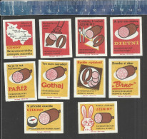 UZENINY - SAUSAGES SAUCICCES WURSTWAREN CHARCUTERIE  - MATCHBOX LABELS CZECHOSLOVAKIA 1969 - Boites D'allumettes - Etiquettes