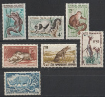 Lot Timbres Côte Française Des Somalis , Malagasy , AEF , Animaux ... - Altri - Africa