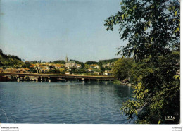 47 FUMEL N°10 Vue Générale Nouveau Pont Sur Le Lot VOIR DOS Et Flamme De Villeneuve Sur Lot En 1969 - Fumel