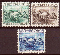 Olanda 1930 Unif. 227/29 **/MNH VF - Ongebruikt