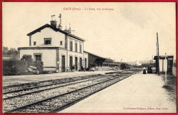 CPA 61 GACE Orne - La Gare, Vue Intérieure (le Train, Au Loin) - Gace