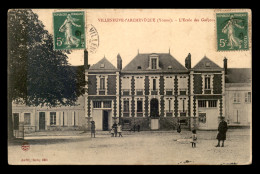 89 - VILLENEUVE-L'ARCHEVEQUE - L'ECOLE DES GARCONS - Villeneuve-l'Archevêque