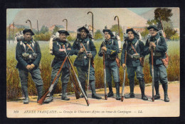 MILITAIRE - Armée Française - Groupe De Chasseurs Alpins En Tenue De Campagne - Uniformi