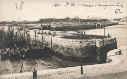 FRANCE - Calais - Vue Sur Les Bassins Et Les Barques De Pêche - Carte Postale Ancienne - Calais