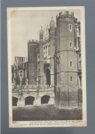 CPA - Royaume-Uni - Hampton Court Palace - Moat Bridge And Western Gateway - Non Circulée - Hampton Court