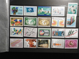 UNO Wien Mi. 1/28 ** Mit Block + Einzelmarken Kpl. Wie Abgebildet - Unused Stamps