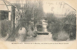 BEYNES - Déversoir Sur La Mauldre, Vue Prise Du Pont Du Grand Moulin (amont) - Beynes