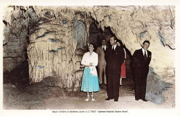 Familles Royale - Royal Visitors In Waitomo Caves - Elizabeth II - Familles Royales