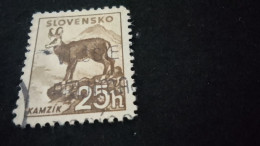 SLOVAKYA-    1939-45 --    25 H  DAMGALI - Oblitérés