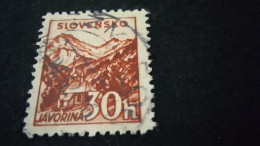 SLOVAKYA-    1939-45 --    30 H  DAMGALI - Usados