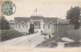 CPA MILITARIA - CASERNE - SAINT DENIS LE FORT DE LA BRICHE ***TRES BON ETAT*** - Barracks