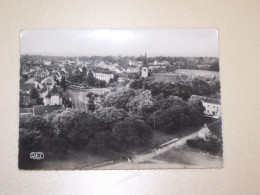 N° 10705-- Le Champ De Foire , Vue Générale Aérienne - Dun Le Palestel