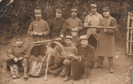 Le Mans - Carte Photo - Militaria - Groupe De Soldat Et Mitrailleuse - Longue Vue - Armement Militaire - Le Mans