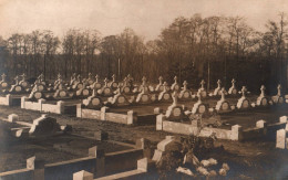 Militaria - Carte Photo - Le Cimetière Militaire à MERSEBURG En Allemagne - 1918 - WW1 - Cimetery - Guerre 1914-18