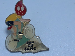 Pin's Don Du Sang - Médical