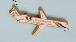 Pin's Avion Air Liberté - Avions