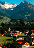 73071267 Fischen Allgaeu Ortsansicht Mit Kirche Blick Zum Rubihorn Nebelhorngrup - Fischen