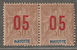 MAYOTTE - N°26A+26 Se Tenant * (1912)  05 Sur 30c - Chiffres Espacés - - Nuovi