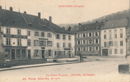 88) SENONES : La Place Vautrin - Hôtel BARDOL (A. Weick N°12274) - Senones