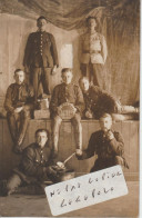 Sept Militaires Danois Qui Posent : " OERONGER LYDE INDENROSRI "  ( Carte Photo ) - Denemarken