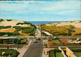 BREDENE -ENTREE DE LA PLAGE ET TUNNEL-AUTOMOBILES - Bredene