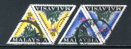 MALAISIE- Y&T N°32A Et 32B- Oblitérés En Paire - Malaysia (1964-...)